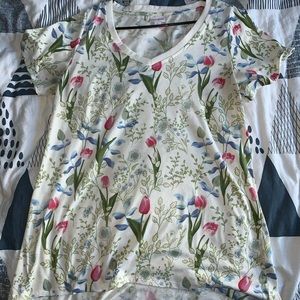 LulaRoe tee